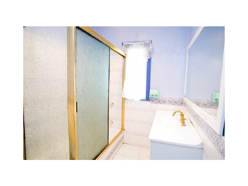 91 Fairfield Road, Fairfield QLD 4103