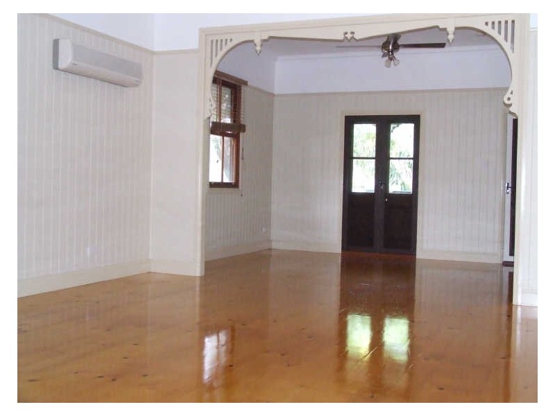 10 Eversley Terrace, Yeronga QLD 4104