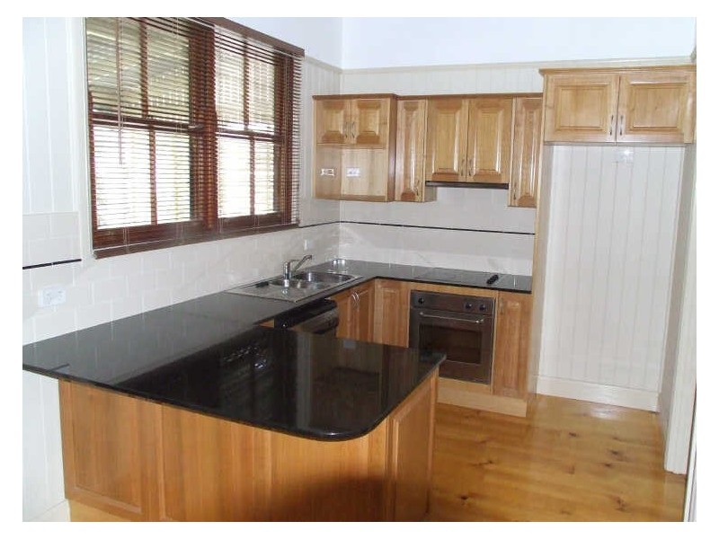 10 Eversley Terrace, Yeronga QLD 4104