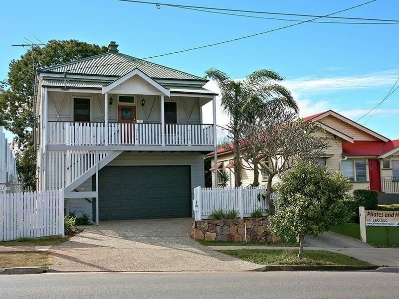 12 Ekibin Road, Annerley QLD 4103