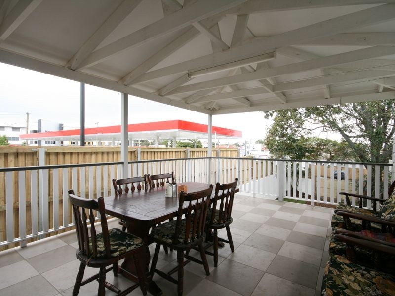 12 Ekibin Road, Annerley QLD 4103