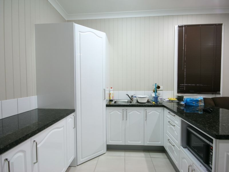 12 Ekibin Road, Annerley QLD 4103