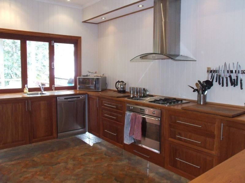 45 Albemarle Street, Yeerongpilly QLD 4105