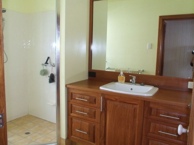 45 Albemarle Street, Yeerongpilly QLD 4105