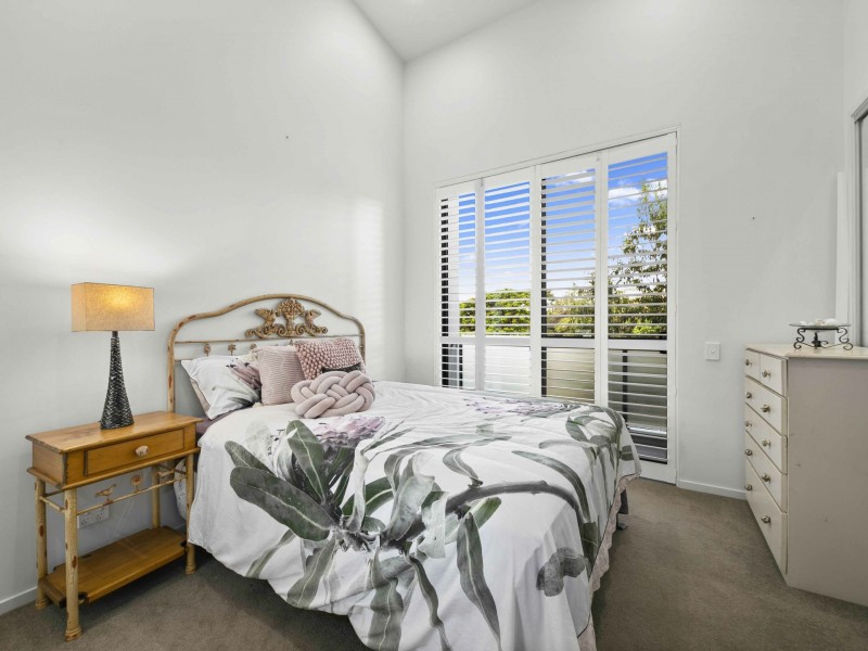 1003/172 Venner Road, Yeronga QLD 4104