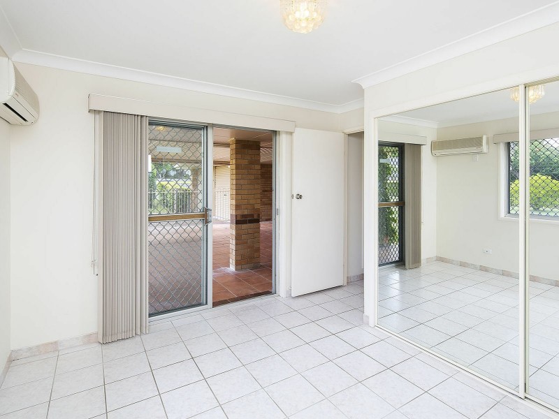 85 Kadumba Street, Yeronga QLD 4104