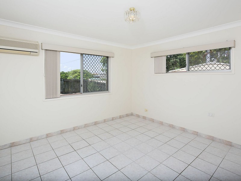 85 Kadumba Street, Yeronga QLD 4104