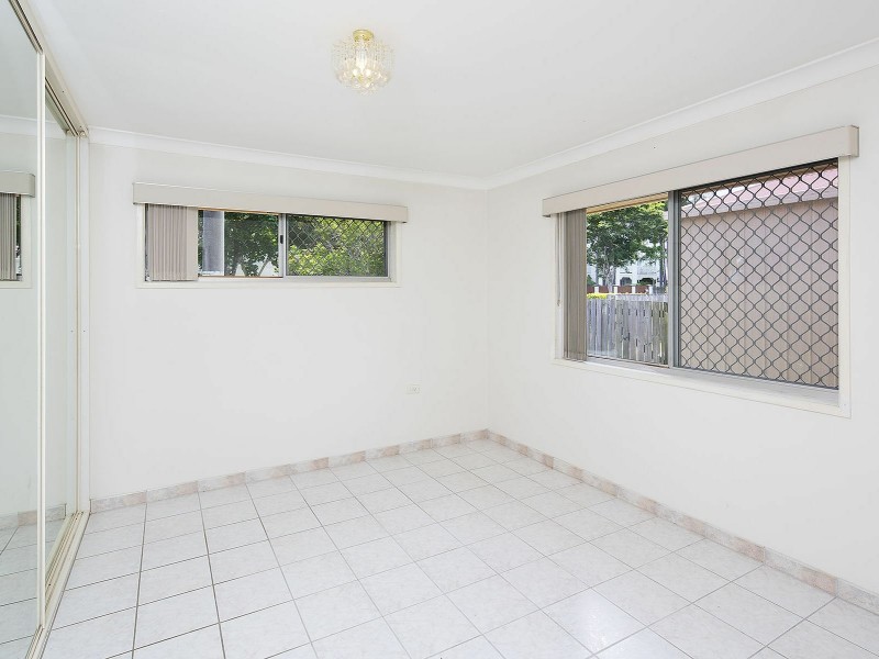 85 Kadumba Street, Yeronga QLD 4104