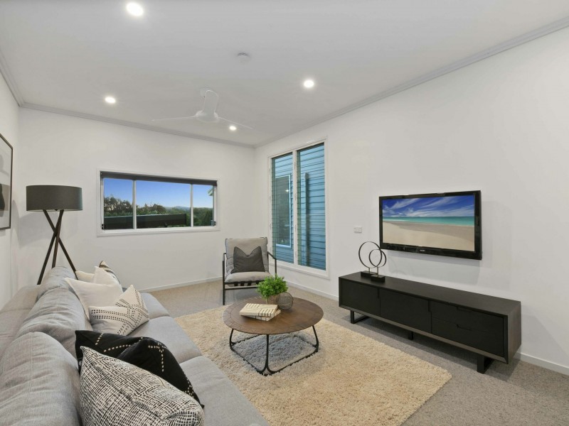 53 Newcastle Street, Fairfield QLD 4103