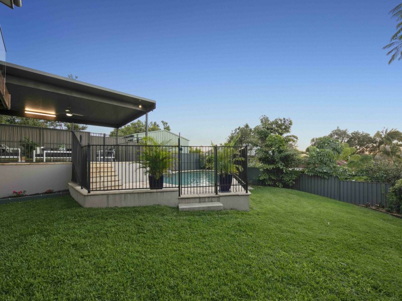 53 Newcastle Street, Fairfield QLD 4103