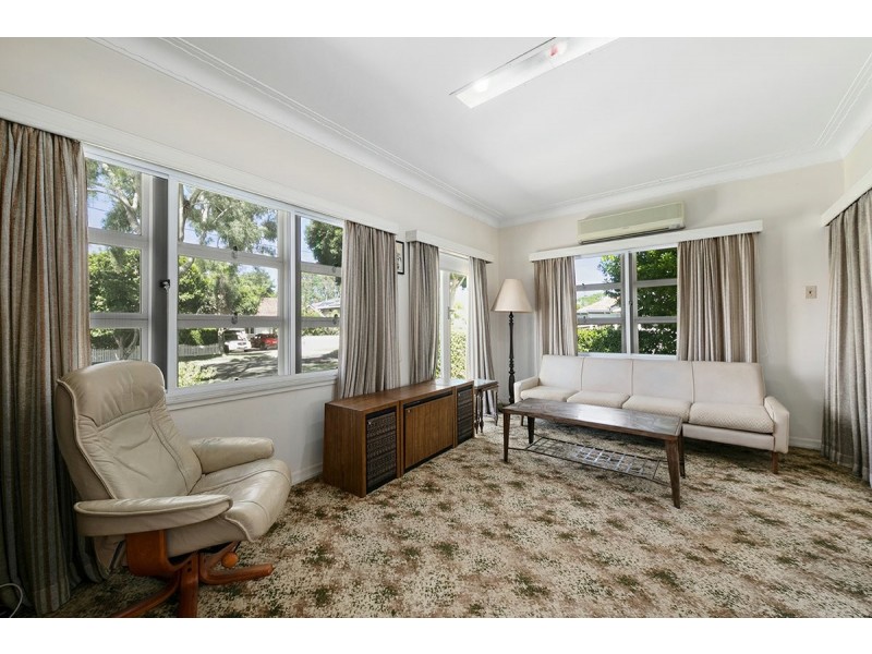 19 Orari Road, Yeronga QLD 4104