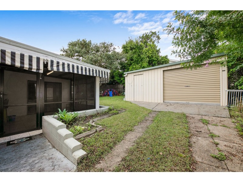 10 Orcades Road, Yeronga QLD 4104