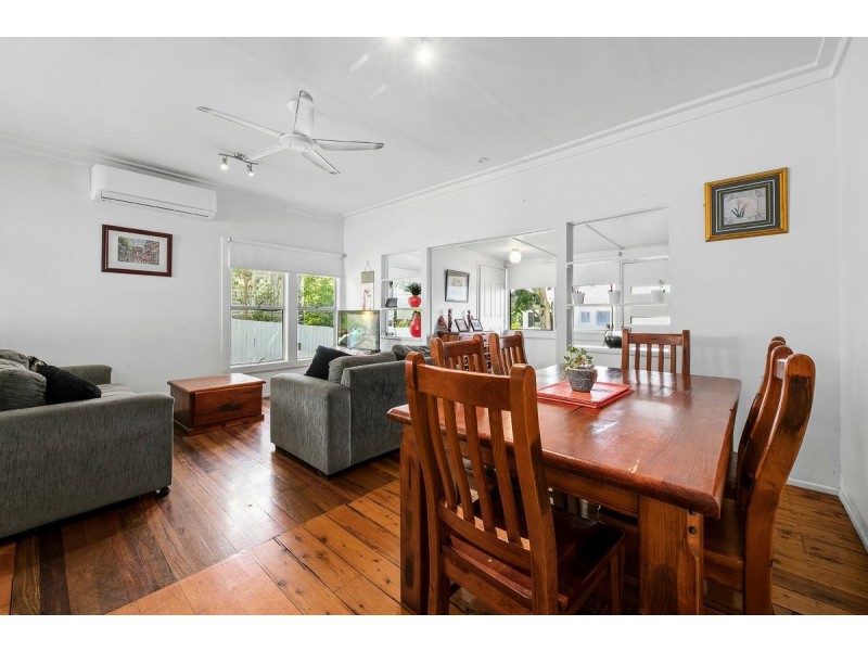 10 Orcades Road, Yeronga QLD 4104