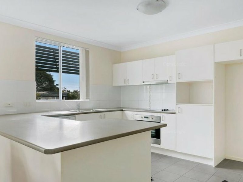 2/1 Waldheim Street, Annerley QLD 4103
