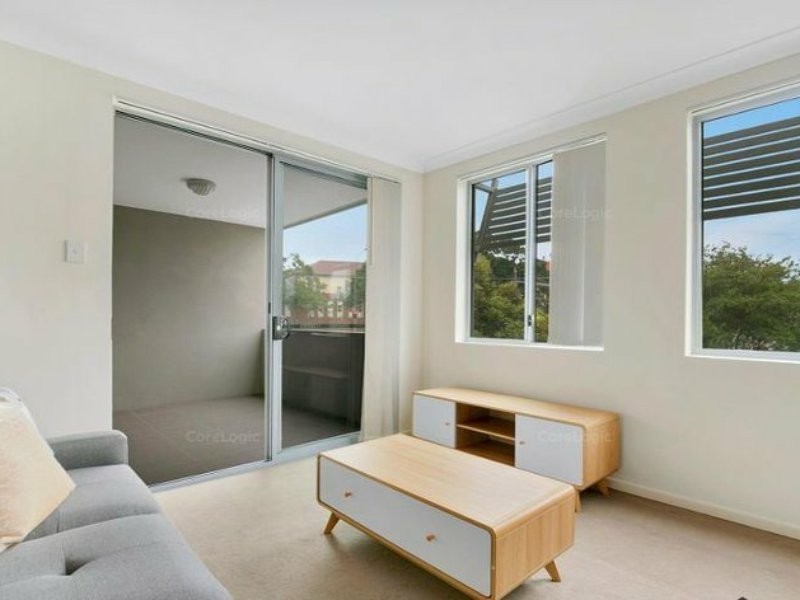 2/1 Waldheim Street, Annerley QLD 4103