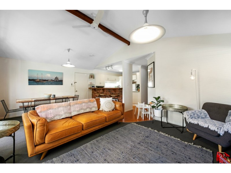 21 Violet Street, Yeronga QLD 4104