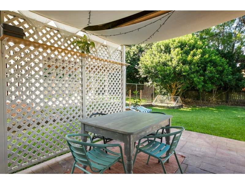 21 Violet Street, Yeronga QLD 4104