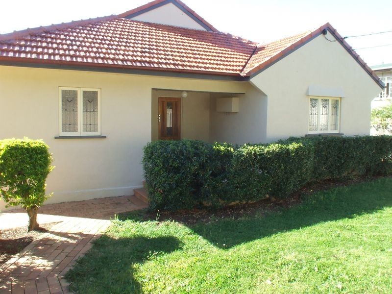 56 Clifton Street, Moorooka QLD 4105