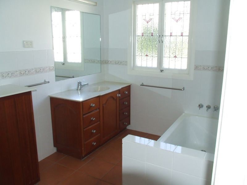 56 Clifton Street, Moorooka QLD 4105