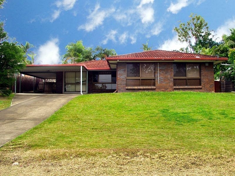 38 Dracon Street, Regents Park QLD 4118