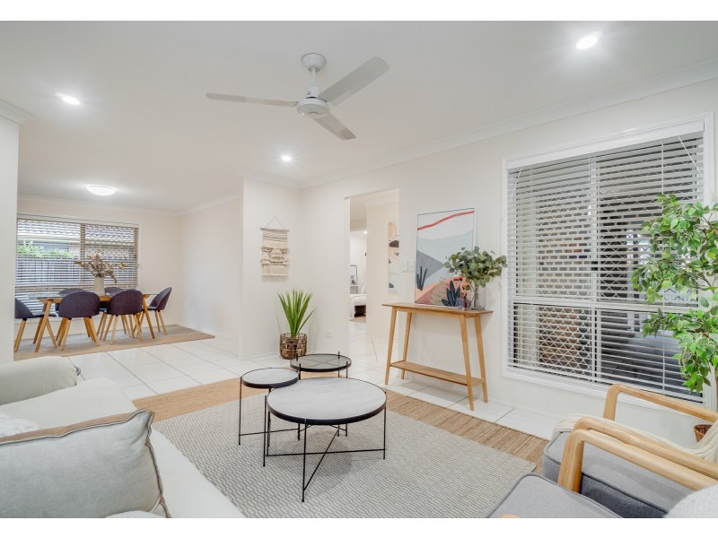20 Noosa Court, Hillcrest QLD 4118