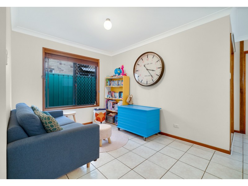 43 Rochdale Avenue, Tarragindi QLD 4121