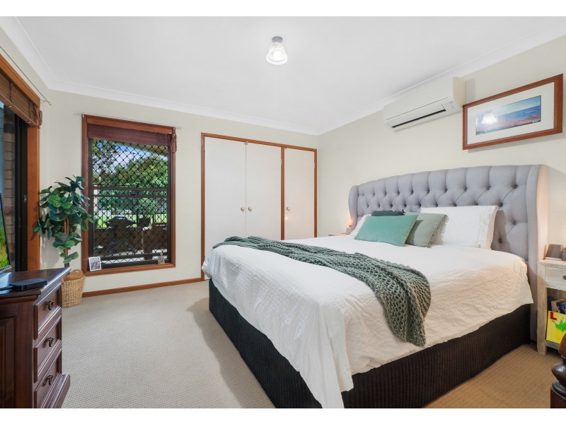 43 Rochdale Avenue, Tarragindi QLD 4121