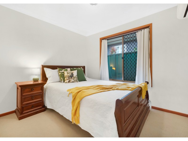 43 Rochdale Avenue, Tarragindi QLD 4121