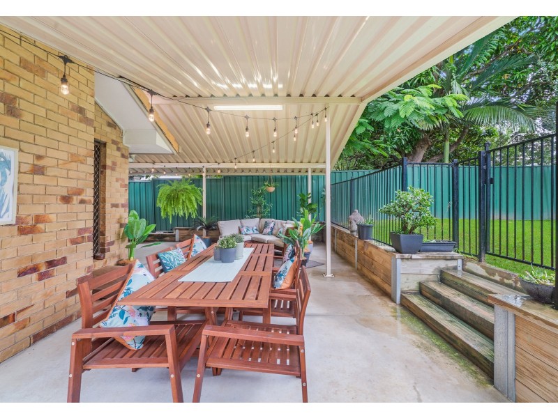 43 Rochdale Avenue, Tarragindi QLD 4121