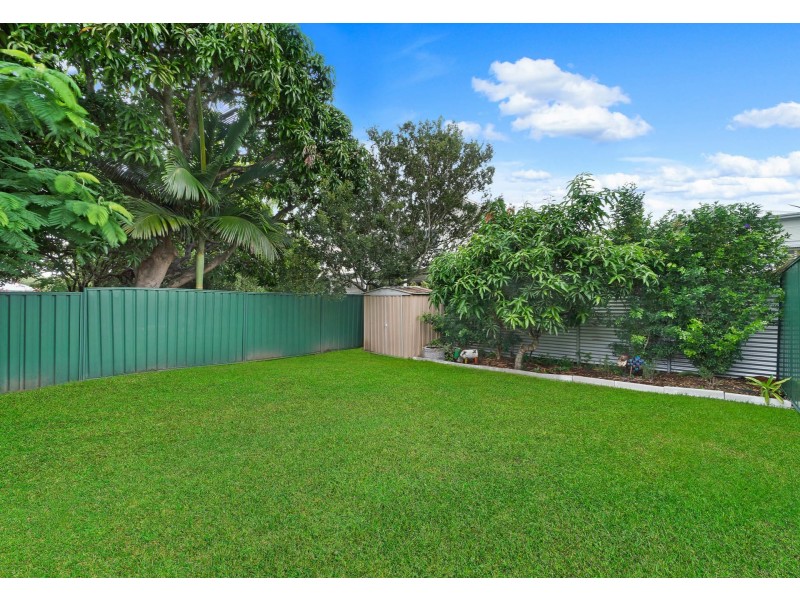 43 Rochdale Avenue, Tarragindi QLD 4121