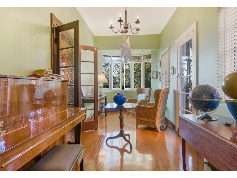 10 Fairfield Street, Annerley QLD 4103