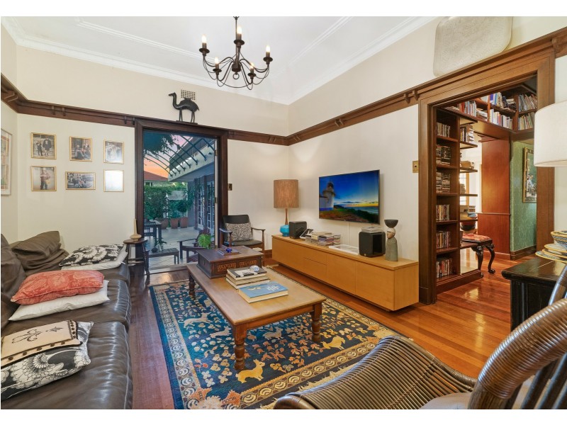 10 Fairfield Street, Annerley QLD 4103