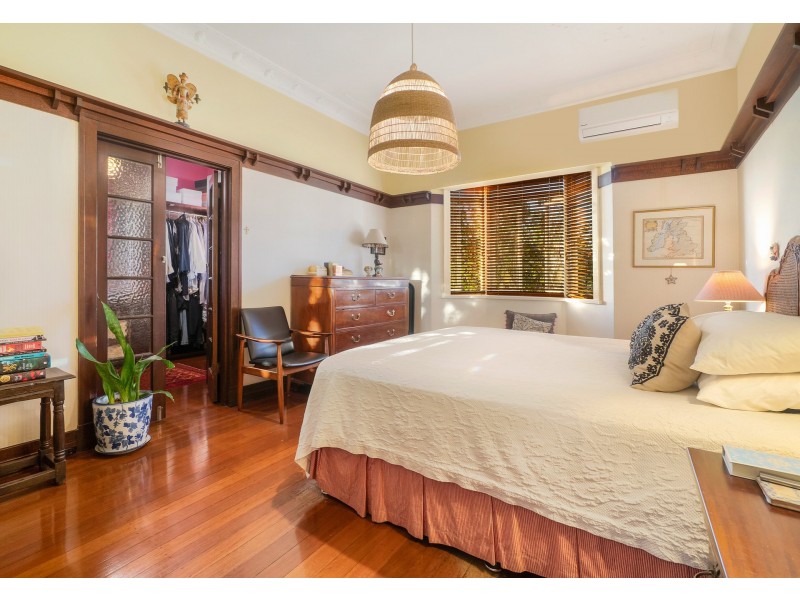 10 Fairfield Street, Annerley QLD 4103