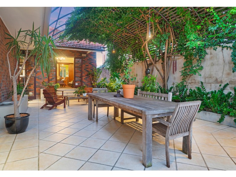 10 Fairfield Street, Annerley QLD 4103