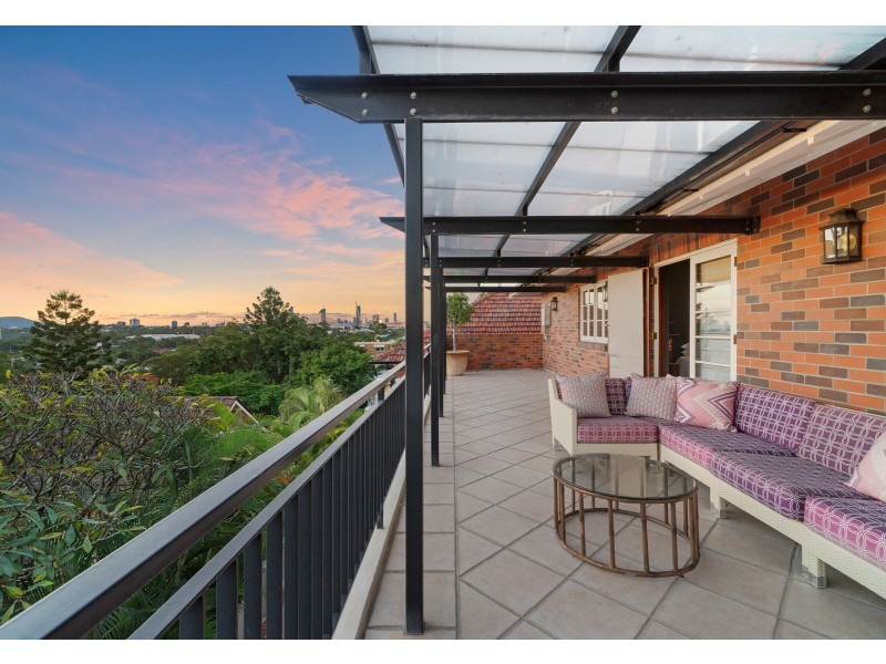 10 Fairfield Street, Annerley QLD 4103