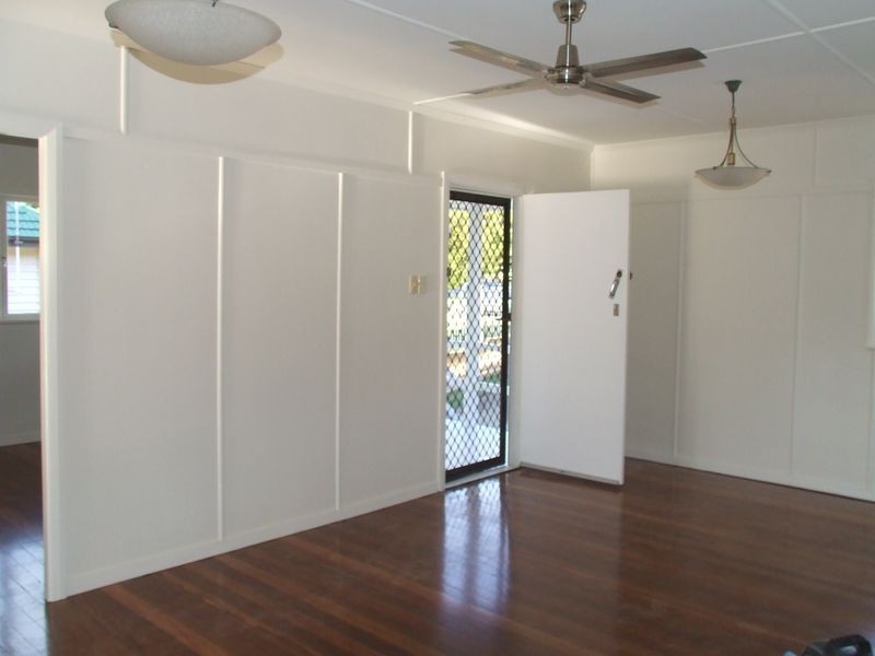 33 Arunta Street, Tarragindi QLD 4121