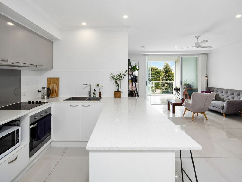 9/275 Cornwall Street, Greenslopes QLD 4120