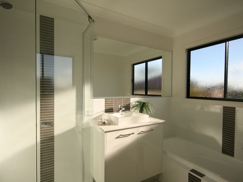 54 Chaucer Street, Moorooka QLD 4105