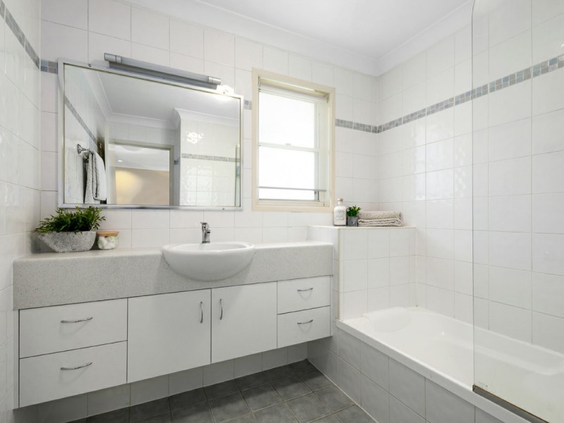 1/31 Grosvenor Street, Yeerongpilly QLD 4105