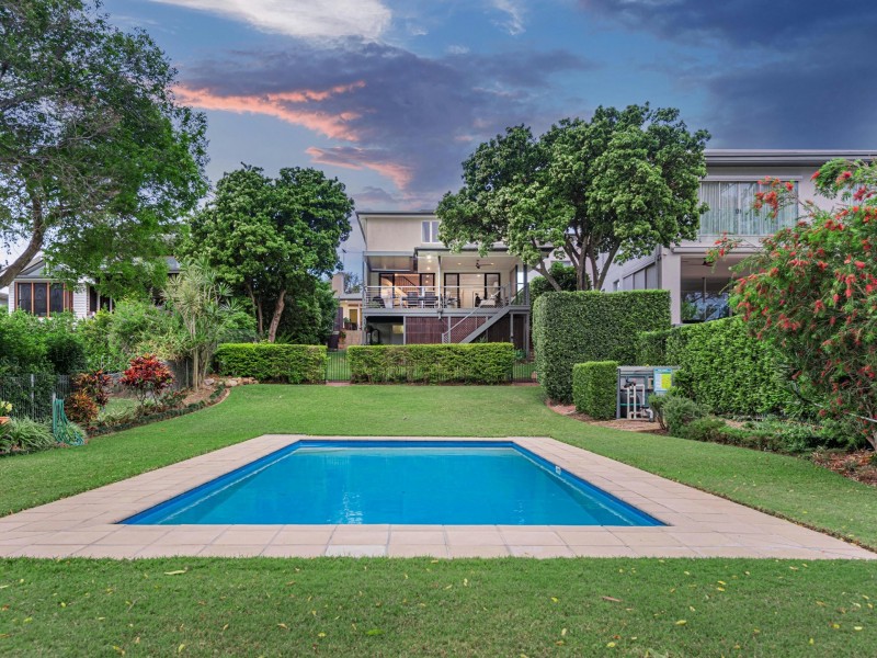 415 Brisbane Corso, Yeronga QLD 4104