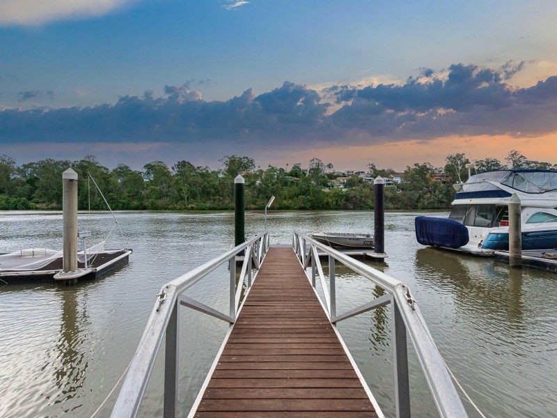 415 Brisbane Corso, Yeronga QLD 4104