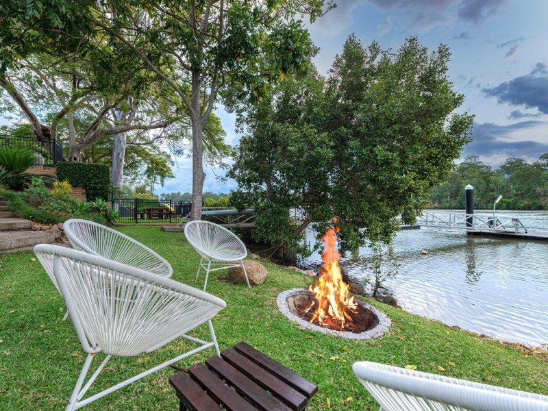 415 Brisbane Corso, Yeronga QLD 4104