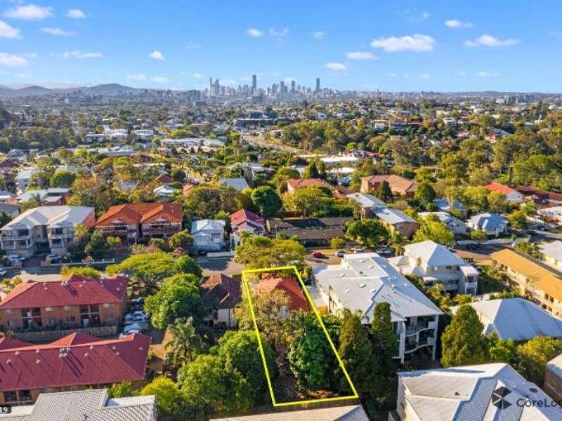 34 Crump Street, Holland Park West QLD 4121