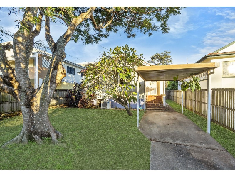 34 Crump Street, Holland Park West QLD 4121