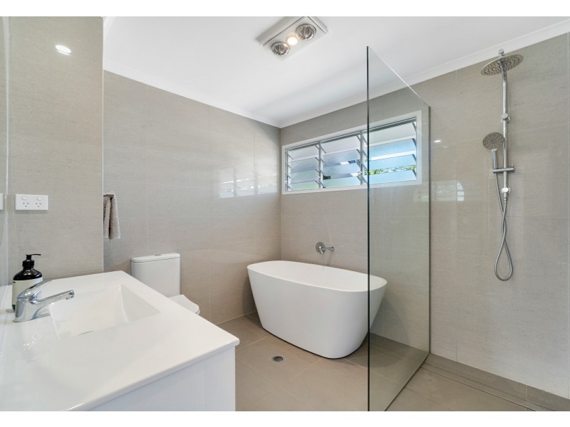 26 Arura Street, Mansfield QLD 4122