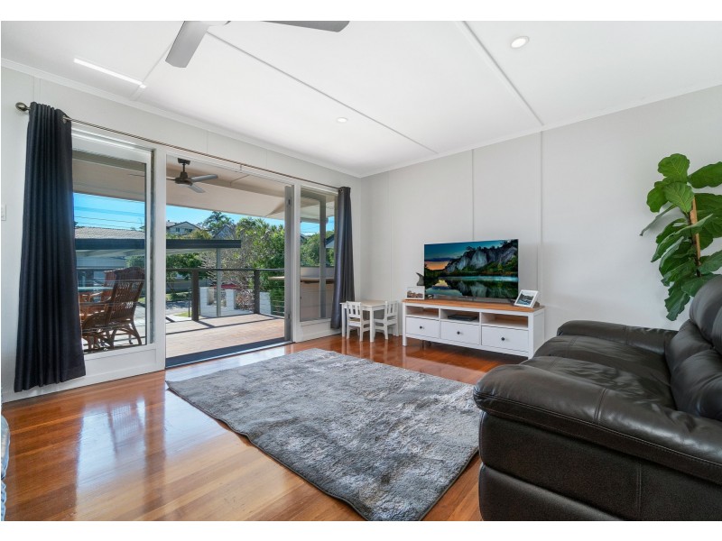 26 Arura Street, Mansfield QLD 4122