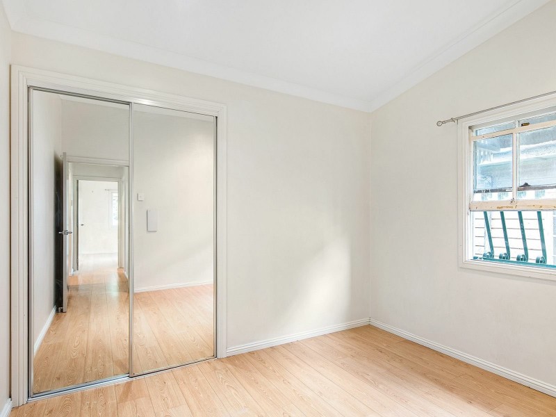 16 Flower Street, Woolloongabba QLD 4102