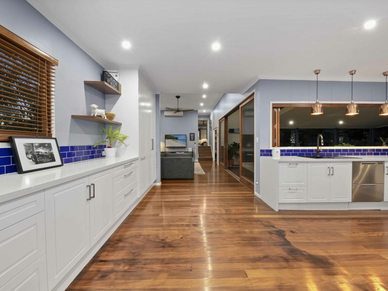 21 Luya Street, Fairfield QLD 4103