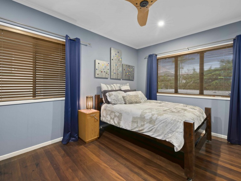 21 Luya Street, Fairfield QLD 4103