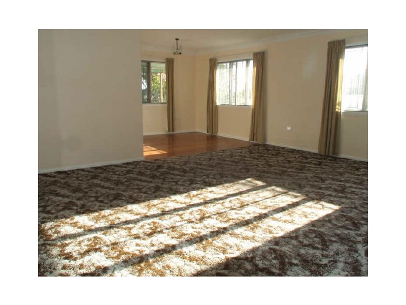 15 Kogarah Street, Tarragindi QLD 4121